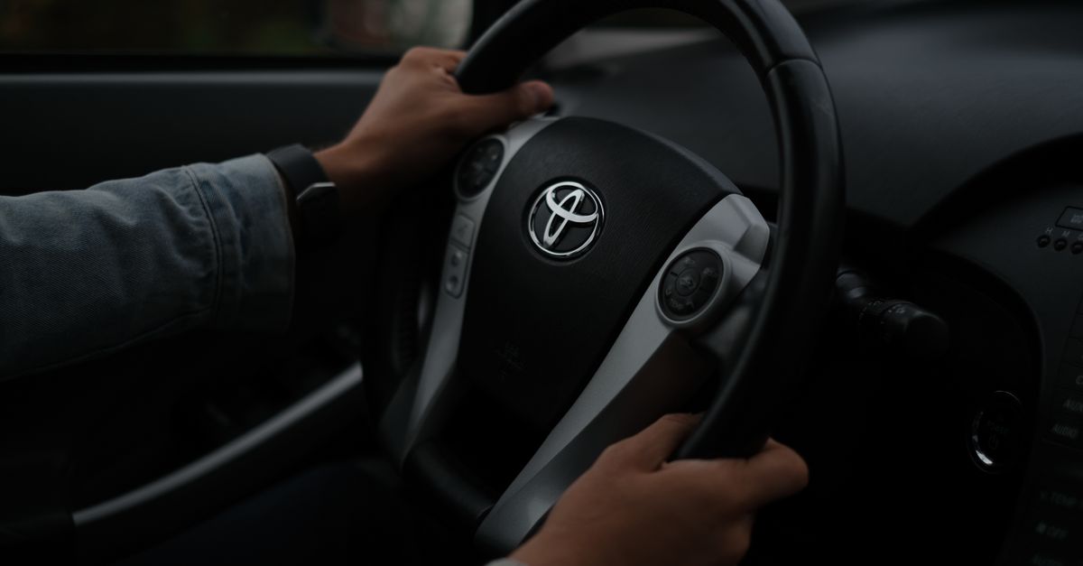 Toyota car key fob — Shelby County Locksmith