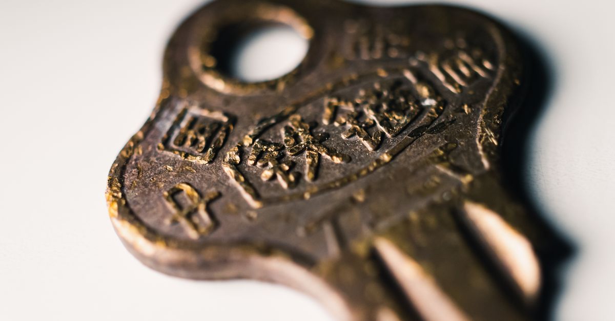 Kiosk Key Copies vs. a Professional Locksmith: What's the Difference? — Shelby County Locksmith