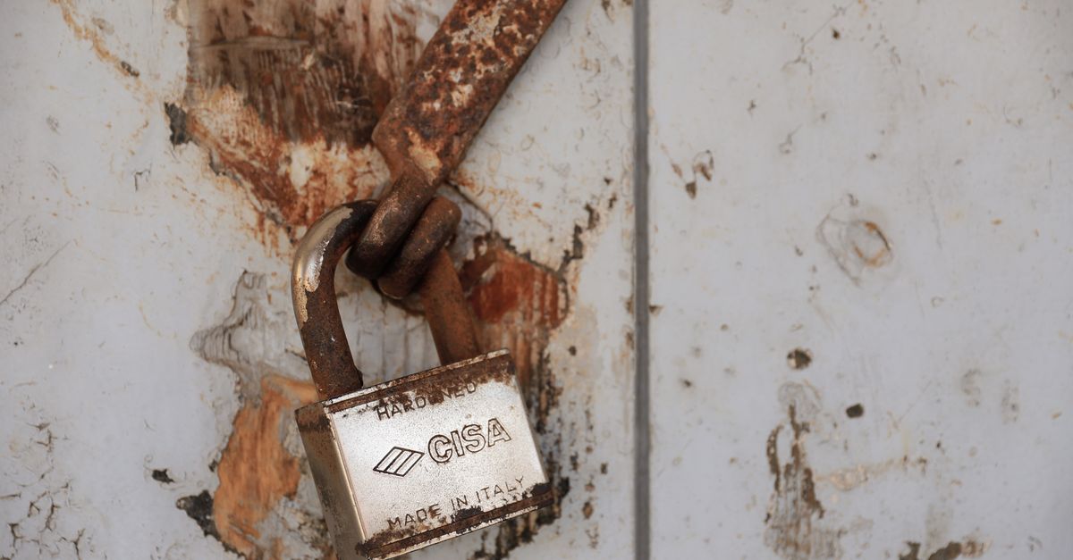 locksmith shop keys — Shelby County Locksmith